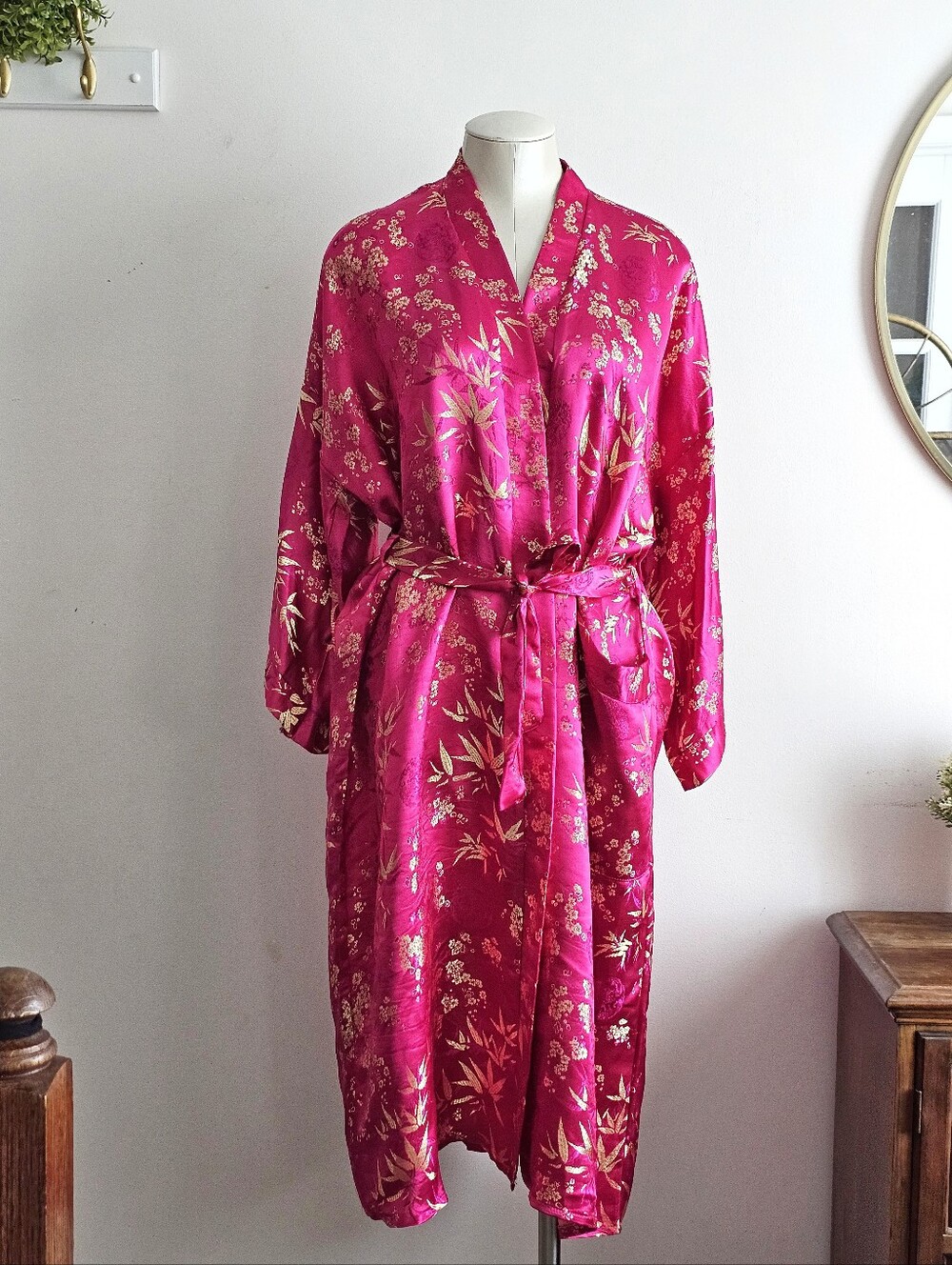 Lan Huong 100% Silk Brocade Kimono Robe Pink Gold Floral Women's S